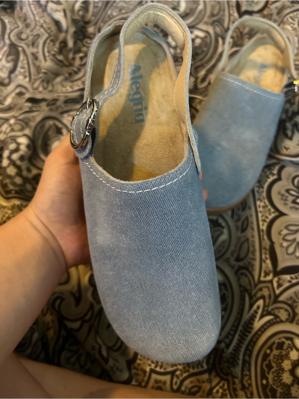 NEW! Alegria clogs - Picture 2 of 11